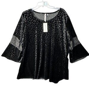 Womens Black Velvet Leopard Print Top With Lace Bell Sleeves By NY Collection 3X